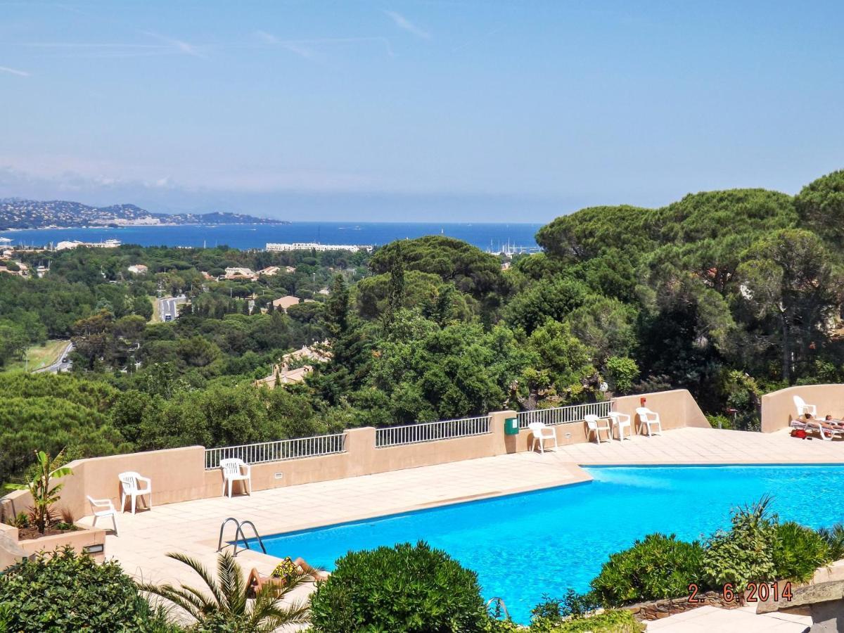Maison Charmante A Cogolin Avec Vue Sur La Mer Et Piscine المظهر الخارجي الصورة